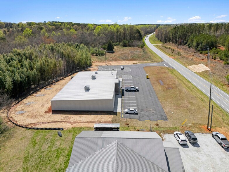 3255 S Highway 11, Westminster, SC à vendre - Photo de l’immeuble – Image 2 sur 8