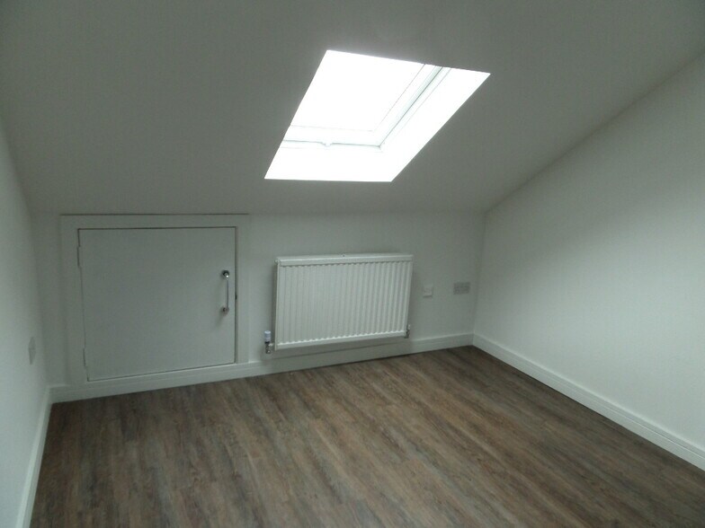 1 Portway, Porthcawl à louer - Photo de l’immeuble – Image 2 sur 7