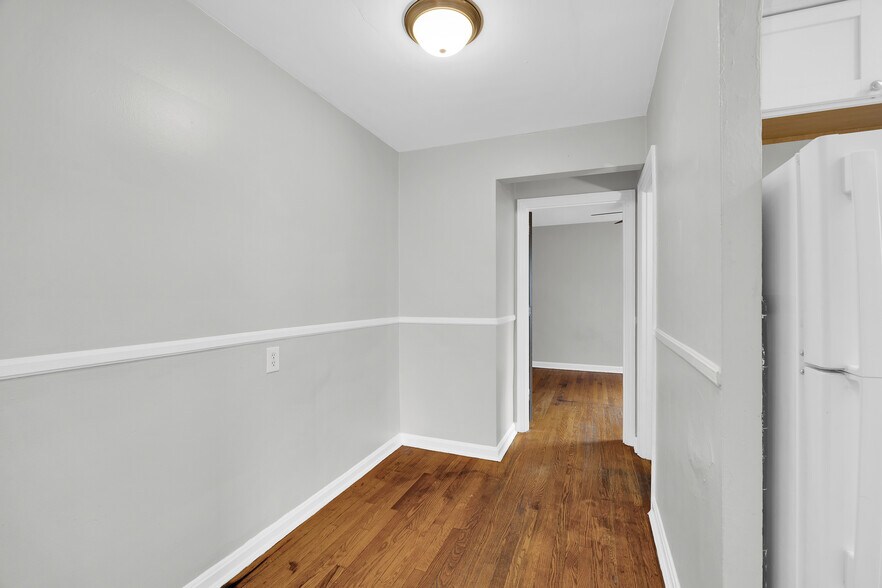 5824 Ridge Ave, Cincinnati, OH à vendre - Photo de l’immeuble – Image 2 sur 9