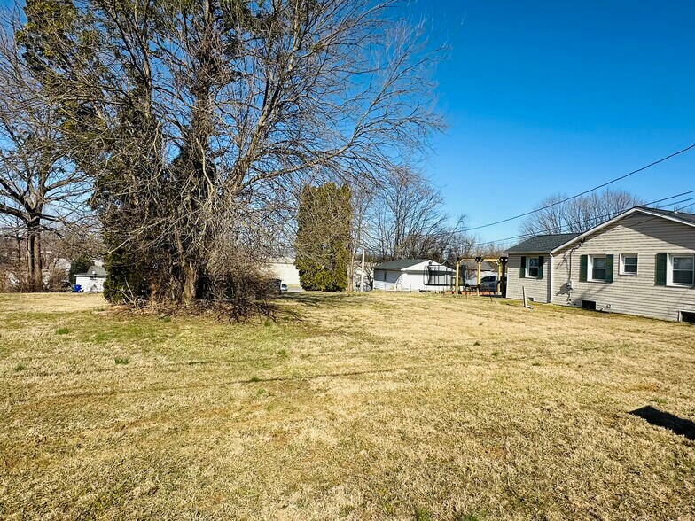 5 Davis Ave, Frederick, MD à vendre - Autre – Image 2 sur 6