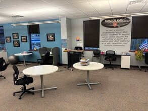 400 Reid St, De Pere, WI à louer Photo intérieure– Image 2 sur 24