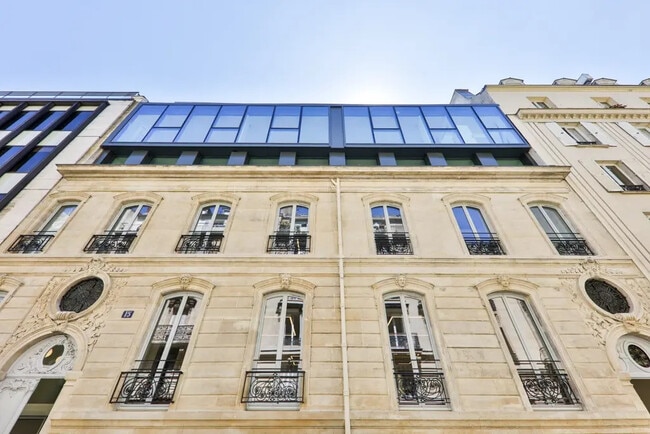 Plus de détails pour 15-17 Rue De Bucarest, Paris - Bureau à louer