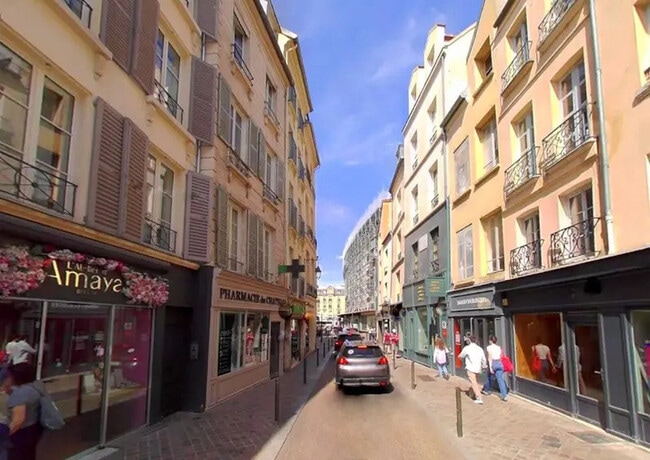 Plus de détails pour Local commercial à louer