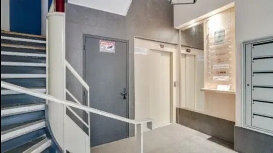 22 Rue De Palestro, Paris à louer - Hall d’entrée – Image 3 sur 15