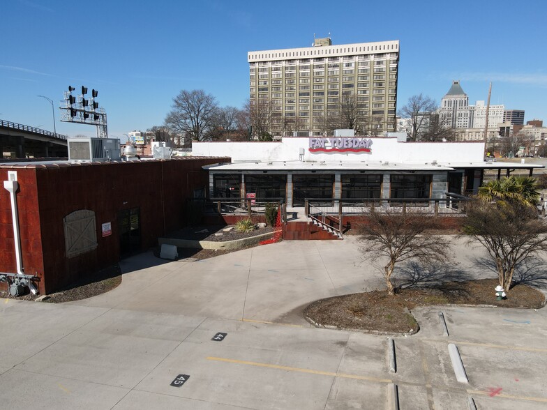 120 Barnhardt St, Greensboro, NC à louer - Photo de l’immeuble – Image 3 sur 5