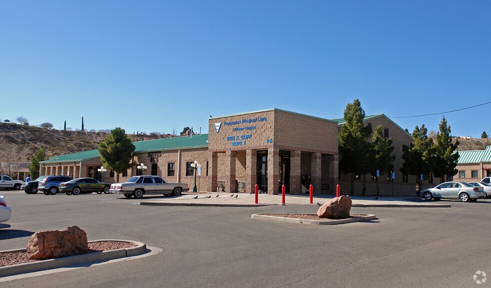1225 E Cliff Dr, El Paso, TX à louer - Photo de l’immeuble – Image 3 sur 18