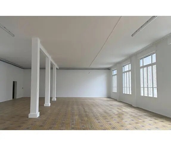 Local d’activités dans Clichy à louer Photo intérieure– Image 1 sur 7