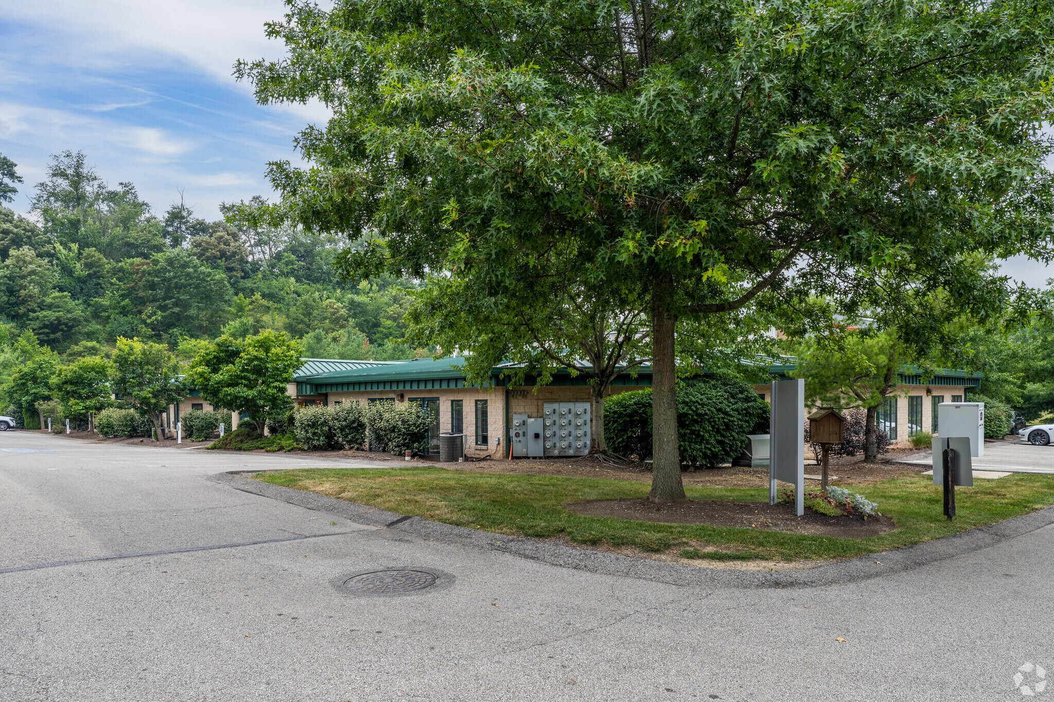 200 Cedar Ridge Dr, Pittsburgh, PA à louer Photo principale– Image 1 sur 7