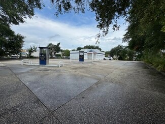 Plus de détails pour 895 N Nova Rd, Daytona Beach, FL - Local commercial à vendre
