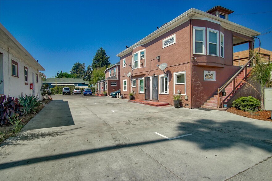 317 Ocean St, Santa Cruz, CA à vendre - Photo de l’immeuble – Image 2 sur 20