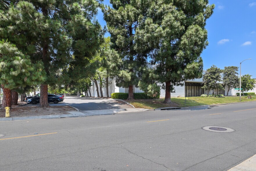 709 Via Alondra, Camarillo, CA à louer - Photo de l’immeuble – Image 3 sur 8