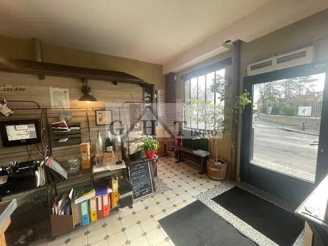 Plus de détails pour Local commercial à vendre