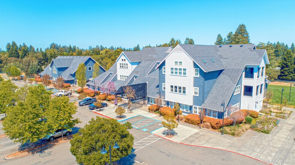 1003/1005/1007 Gravenstein Hwy portefeuille de 3 biens à vendre sur LoopNet.fr - Photo de l’immeuble – Image 1 sur 9
