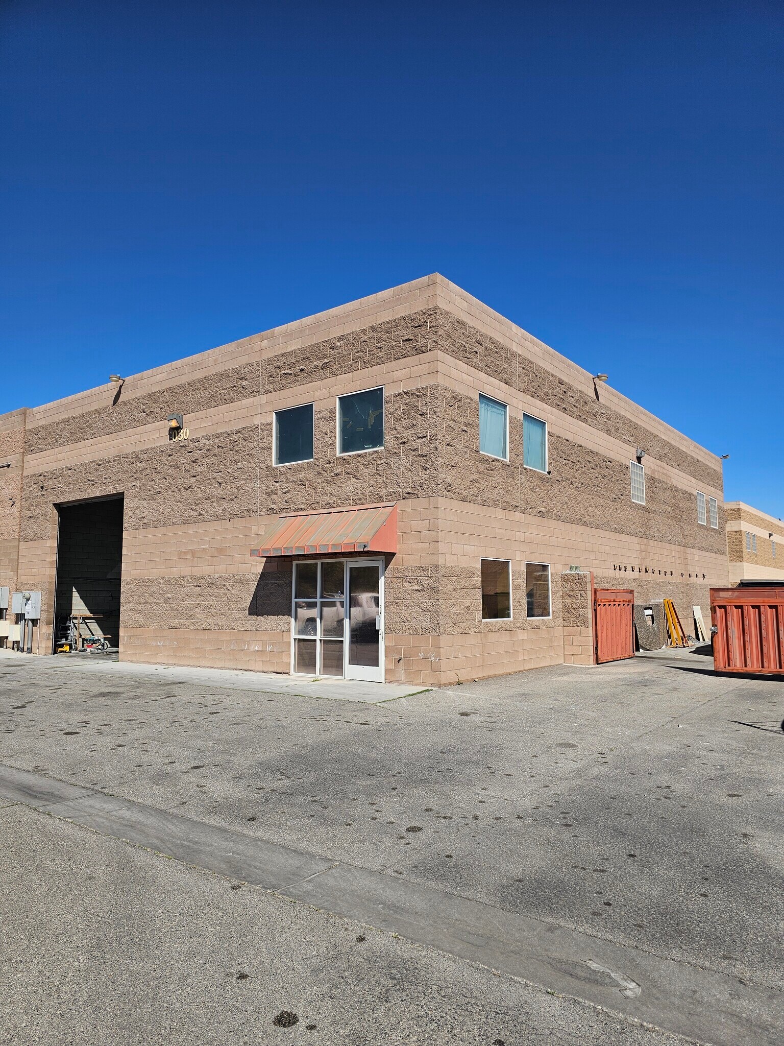 3030 Marco St, Las Vegas, NV à vendre Photo principale– Image 1 sur 7
