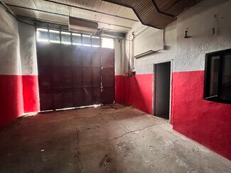 Plus de détails pour Local commercial à louer