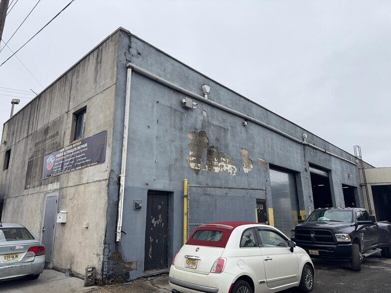 184-188 Doremus Avenue ave, Newark, NJ à louer - Photo de l’immeuble – Image 2 sur 11