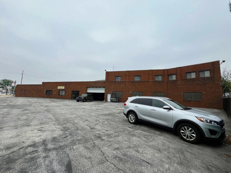 7105 S Kennedy Ave, Hammond, IN à vendre - Photo de l’immeuble – Image 1 sur 11