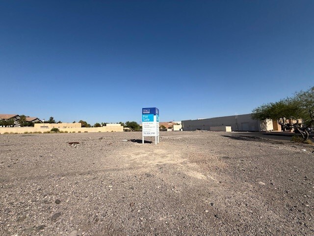 1321 W Warm Springs Rd, Henderson, NV à vendre - Photo de l’immeuble – Image 3 sur 5