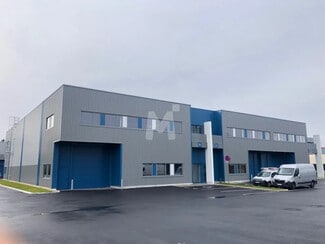 Plus de détails pour Local d'activités à louer