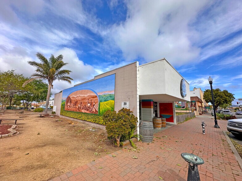 113 S H St, Lompoc, CA à vendre - Photo de l’immeuble – Image 3 sur 12