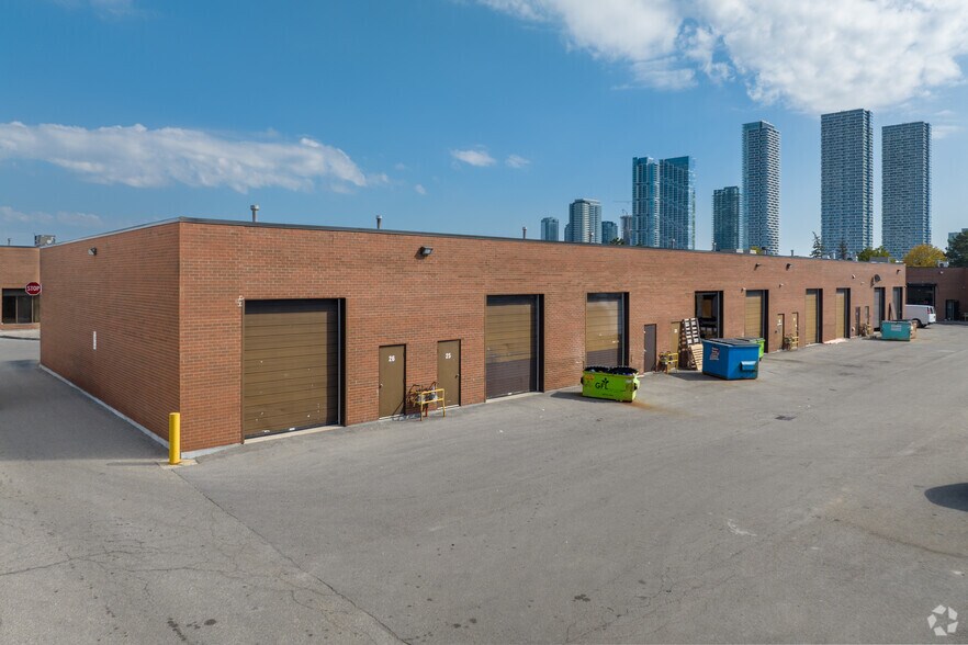 391 Edgeley Blvd, Vaughan, ON à louer - Photo de l’immeuble – Image 2 sur 3
