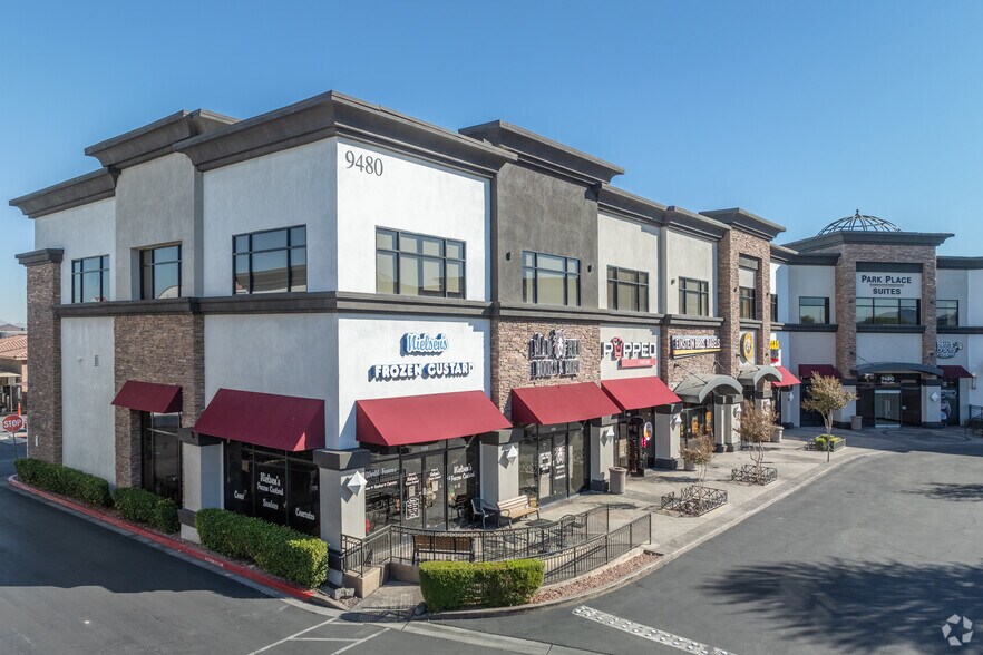 9480 S Eastern Ave, Las Vegas, NV à louer - Photo de l’immeuble – Image 1 sur 16