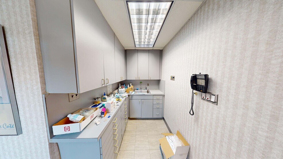 1718 E 17th St, Brooklyn, NY à louer - Photo de l’immeuble – Image 3 sur 17