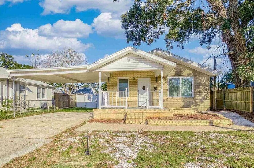 502 S Navy Blvd, Pensacola, FL à vendre - Photo de l’immeuble – Image 1 sur 4