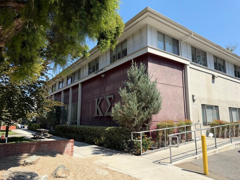 168 S 11th St, San Jose, CA à vendre - Photo de l’immeuble – Image 2 sur 39