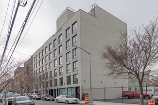 Plus de détails pour 2321 Belmont Ave, Bronx, NY - Bureau/Médical à louer