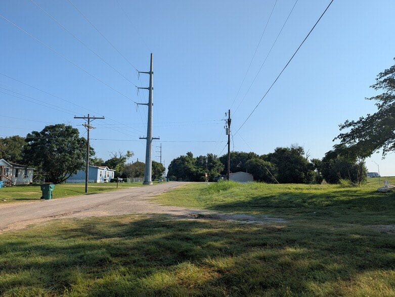 16870 S Interstate 35, Bruceville, TX à vendre - Photo de l’immeuble – Image 2 sur 4
