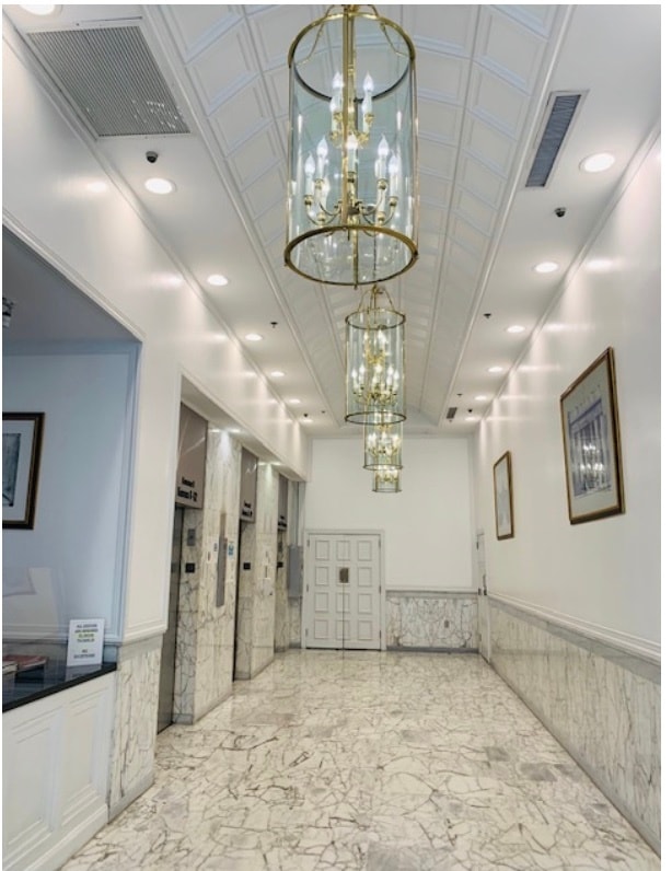 66-68 W Flagler St, Miami, FL 33130 - Lot 320 -  - Photo intérieure - Image 1 of 1