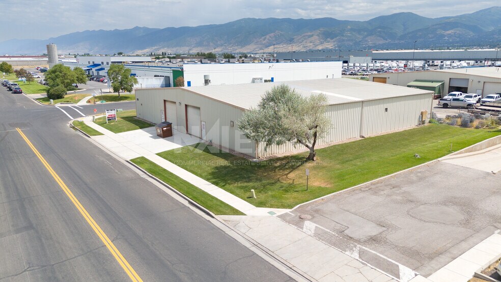 580 N 700 W, North Salt Lake, UT à louer - Photo de l’immeuble – Image 3 sur 8