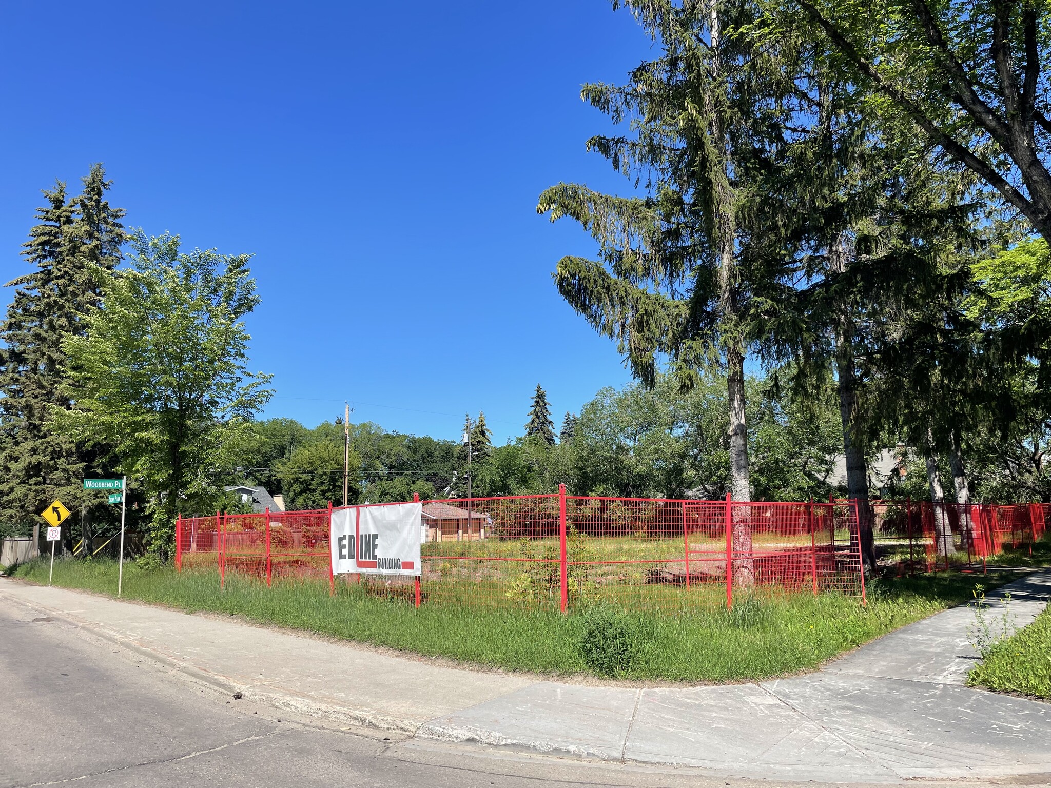 10504 128 St NW, Edmonton, AB à vendre Photo principale– Image 1 sur 6