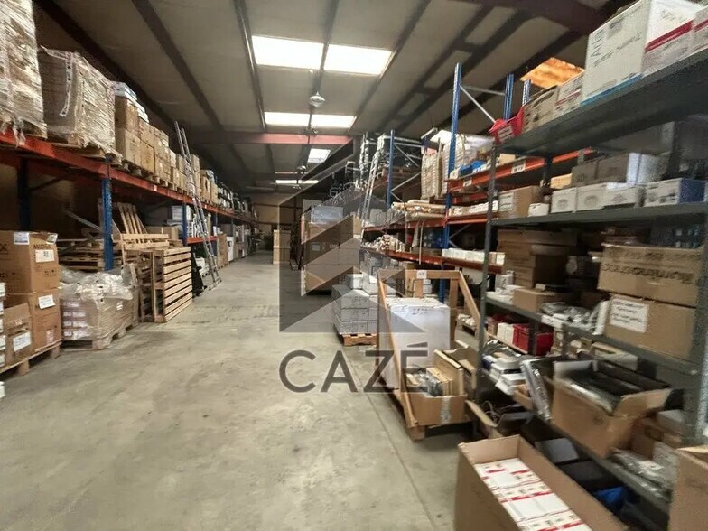 Local d'activités dans Gradignan à vendre - Photo de l’immeuble – Image 2 sur 5