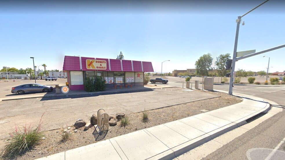 Freestanding Properties For Sale portefeuille de 2 biens à vendre sur LoopNet.fr - Photo de l’immeuble – Image 3 sur 8