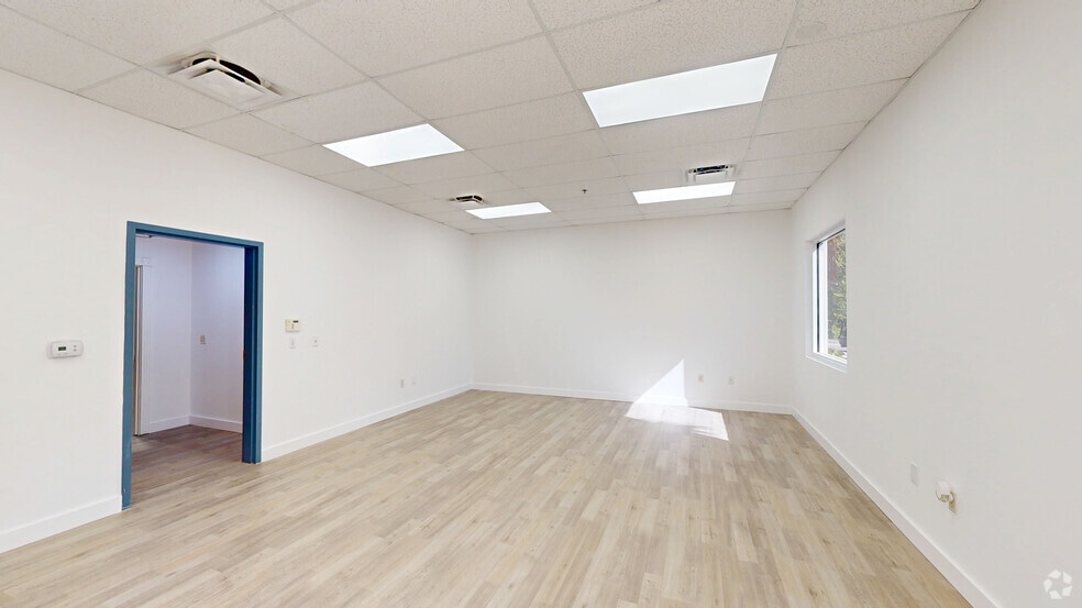 534 Mercantile Pl, Port Saint Lucie, FL à louer - Numérisation 3D Matterport – Image 3 sur 17