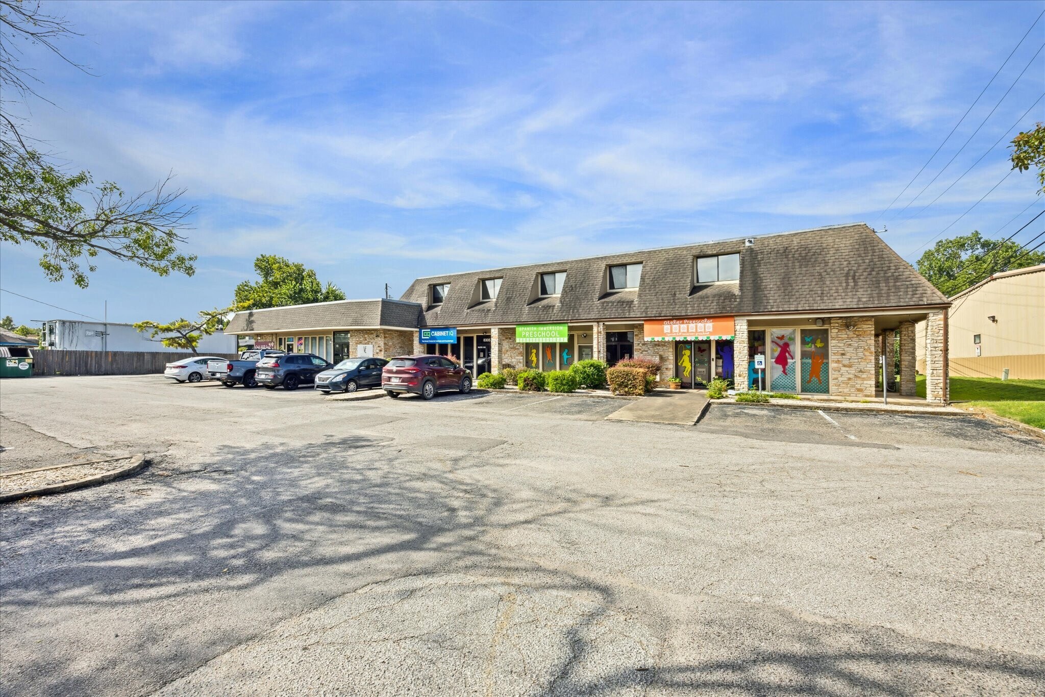 8305 Hwy 71 W, Austin, TX à louer Photo principale– Image 1 sur 19