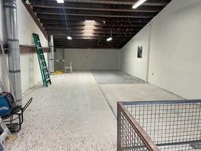 3101 Hoover Ave, National City, CA à louer Photo intérieure– Image 2 sur 6