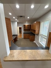 726 S Enota Dr NE, Gainesville, GA à louer Photo intérieure– Image 1 sur 8