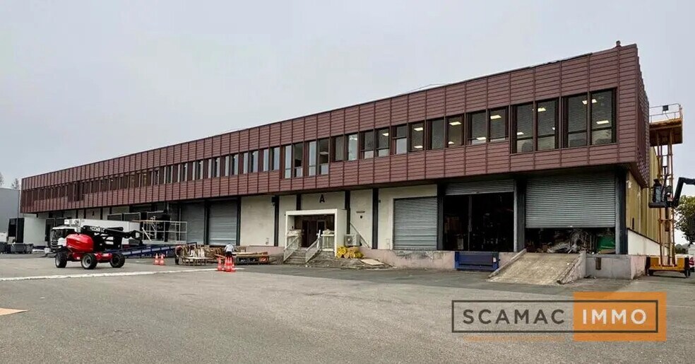 Industriel/Logistique dans Wissous à louer - Photo de l’immeuble – Image 1 sur 5