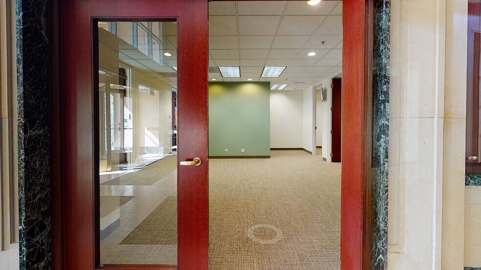 100 N Field Dr, Lake Forest, IL à louer - Numérisation 3D Matterport – Image 2 sur 29