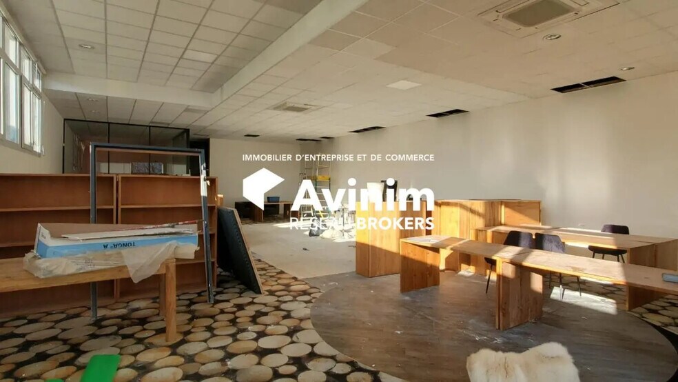 Bureau dans Annecy à louer - Photo intérieure – Image 2 sur 9