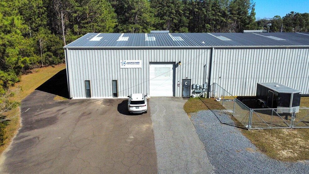 200 Varnfield Dr, Summerville, SC à louer - Photo de l’immeuble – Image 3 sur 17