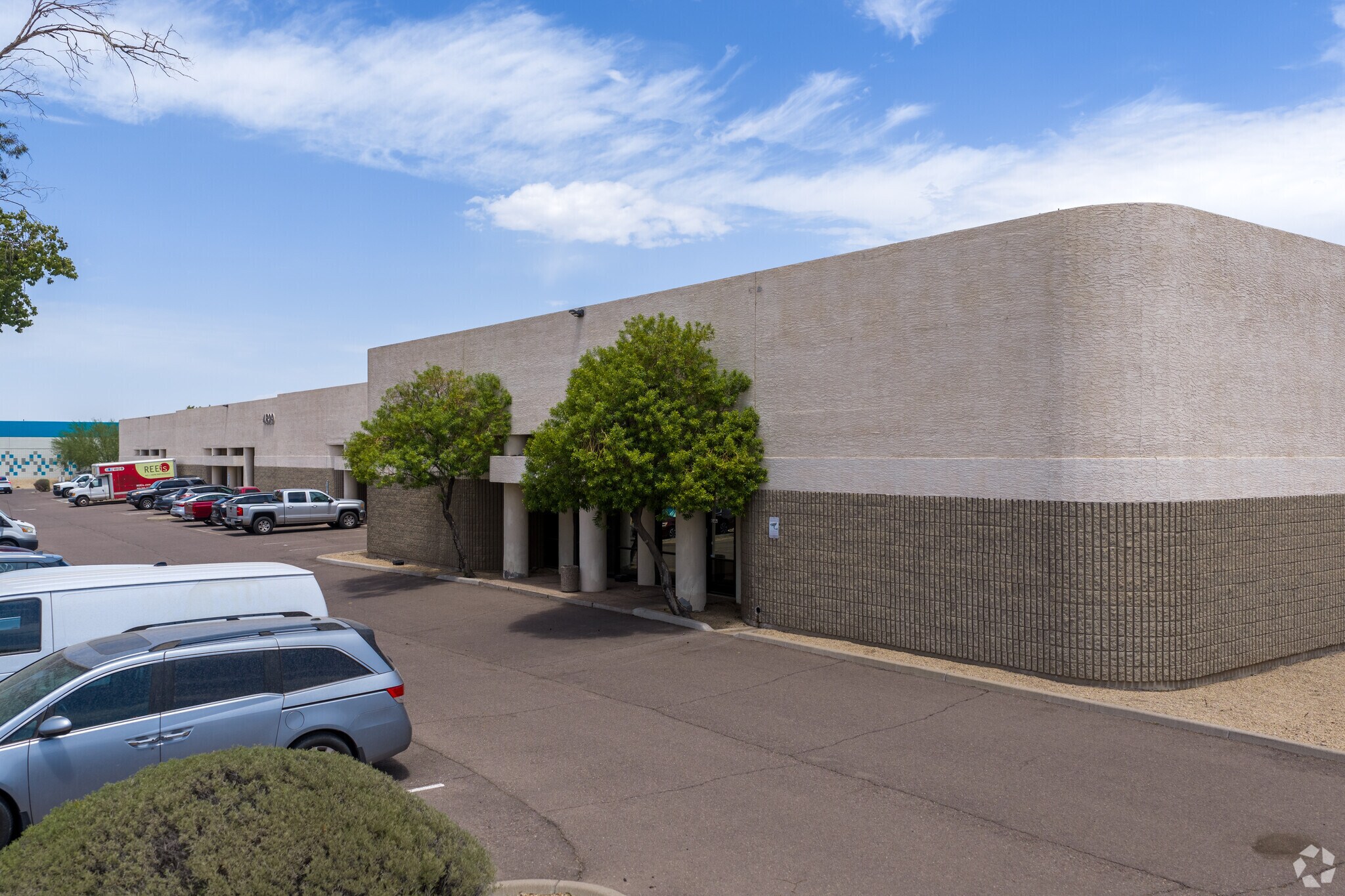4829 S 36th St, Phoenix, AZ à louer Photo principale– Image 1 sur 6
