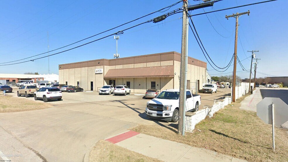 1028 N McDonald St, McKinney, TX à louer - Photo de l’immeuble – Image 1 sur 28
