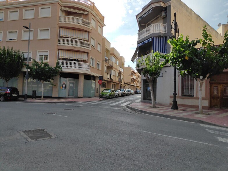 Avinguda Generalitat, 5, El Campello, Alicante à vendre - Photo de l’immeuble – Image 2 sur 23