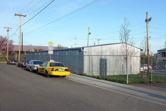 Plus de détails pour 8713 NE Emerson St, Portland, OR - Local d'activités à louer
