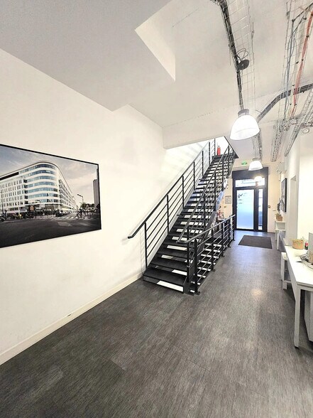 Bureau dans Levallois-Perret à vendre - Hall d’entrée – Image 3 sur 10