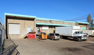 Plus de détails pour 8704 106A Av NW, Edmonton, AB - Industriel/Logistique à vendre